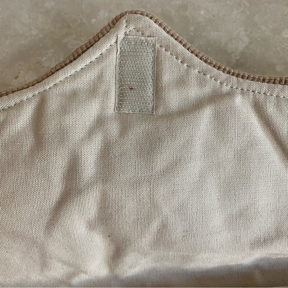 Tibor Handbags California Vintage Floral Tapestry Bohemian Foldover Clutch - Picture 9 of 15